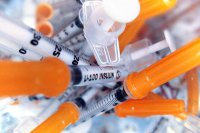 Мариупольцы, страдающие диабетом, уже месяц не получают инсулин