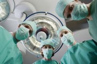 Порошенко отменил бесплатную медицину в Украине и посочувствовал пенсионерам