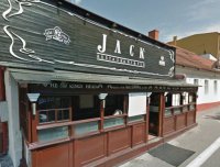 Польский бизнесмен запретил украинцам вход в свой ресторан