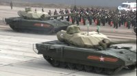 Боевая техника впервые прошла в парадном строю перед 70-летием Победы