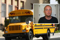 В США педофил украл целый школьный автобус