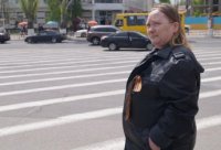 В Херсоне «бдительные граждане» сдали в милицию женщину с Георгиевской лентой