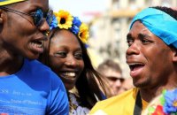 Минутка Юмора : Приколы на основе последних Новостей с Украины или "Украина для Украинцев" !!!