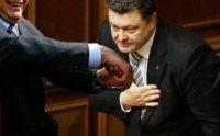 Порошенко поблагодарил лидеров, не поехавших в Москву на Парад Победы