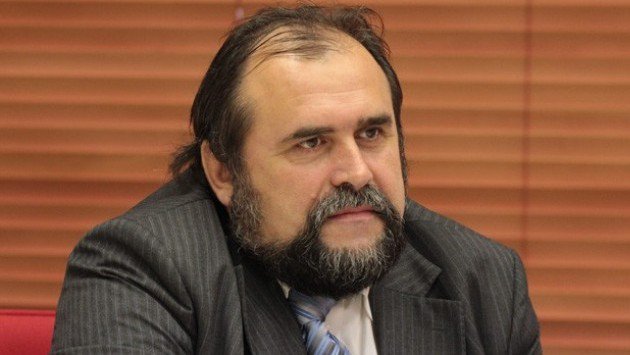 Охрименко: Кабмину не до проблем с тарифами, он уже сидит на чемоданах