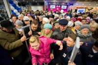 Винница. Очередь за обносками