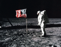 Россия призывает расследовать подробности высадки американцев на Луну