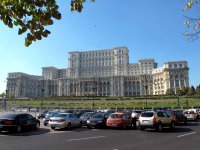 Парламент Румынии единогласно проголосовал за строительство объектов НАТО в Бухаресте