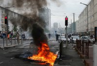 В Париже сожгли 721 машину