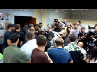 Мосийчук и "радикалы" избили телеведущего Дурнева в Чернигове