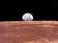 Новый проект NASA планирует вернуть человека на Луну до 2021 года, а к 2030 - создать там постоянную базу