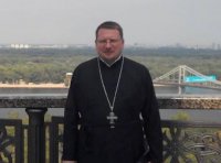 Скончался священник, в которого в Киеве стреляли неизвестные