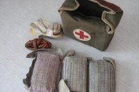 Аптечки прошлого века и зимняя форма: самая мощная армия Европы обеспечена всем необходимым для победы