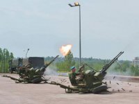 Ополченцы уничтожили две цели в небе над Донецком