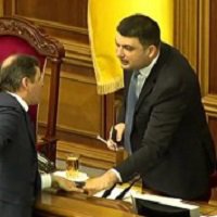 Ляшко Гройсману: «Володя, ты г*нд*н и конченный п*д*р*с!» Боевой Ляшко точно что-то знает