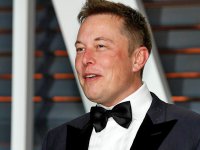 Глава SpaceX Илон Маск предложил сбросить на Марс термоядерную бомбу, чтобы согреть атмосферу