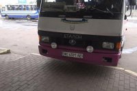 Автобусные страсти: в Киеве избивают пассажиров битами, в Луцке выкидывают киборгов из маршрутки