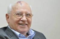У Горбачева посмеялись над слухами о его госпитализации: экс-президент СССР живее всех живых