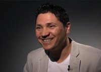 Вслед за Депардье - французский певец Мурад просит российское гражданство