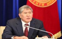 Атамбаев: Кыргызстан поддерживает нанесение авиаударов по позициям ИГ в Сирии