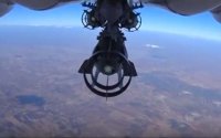 Уничтожение скопления техники боевиков авиаударом бомбардировщика Су-24М