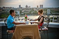 "Вера в людей" или "Несломленный Донбасс"