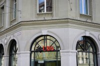 Швейцарские банки массово закрывают счета россиян