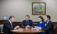 Интервью Петра Порошенко украинским телеканалам