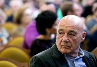 В Госдуме порекомендовали Познеру поторопиться с покупкой билетов в Америку