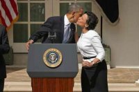 Купить или забрать? Американские ревизоры едут проводить аудит Украины