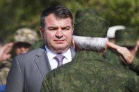 "Вежливыми людьми" и летчиками ВКС в сирийском небе мы обязаны, в том числе, и Сердюкову