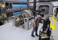 Пентагон решил выпустить на поле боя рельсотрон