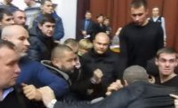 В Полтаве депутаты устроили массовую драку