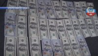 В Донецке полицейские задержали чиновника в момент получения взятки