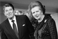 WSJ: Опыт Тэтчер и Рейгана поможет Западу пережить «зловещую эпоху» Путина