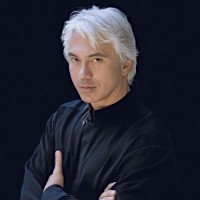 Дмитрий Хворостовский обратился с заявлением к поклонникам