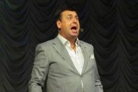 Свидомые разоблачили жену юмориста Данильца: Она «лайкала» открытку жителям Донбасса