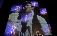 Скончался певец Дэвид Боуи