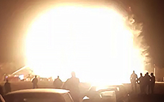 Мощный взрыв на автозаправке в Грозном (Видео)