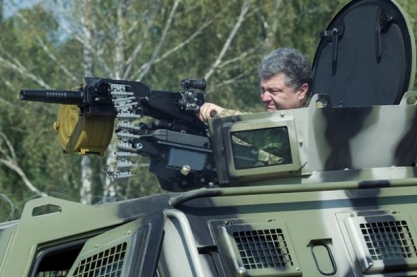 Киев закручивает гайки: для выезда за рубеж военнообязанным потребуется справка от военкома