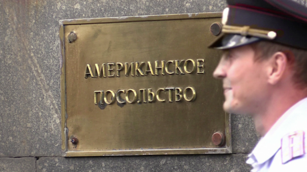 Статус «иностранный агент» предлагают распространить и на политиков