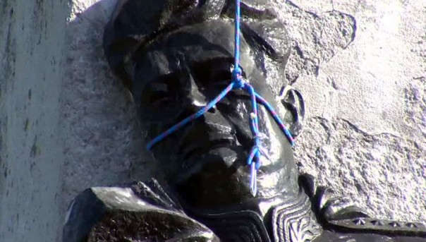 В польском Пененжно продолжают борьбу с памятью о генерале Иване Черняховском