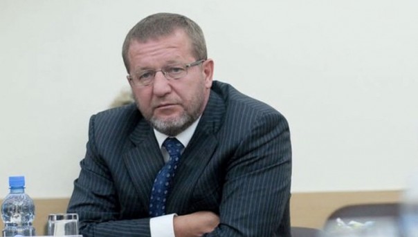 Альфред Кох объявлен в международный розыск