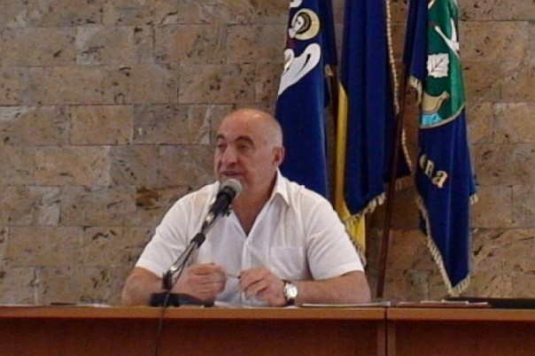 Киевский чиновник избил ветерана АТО с криком «Я тебя в Дебальцево не посылал!»