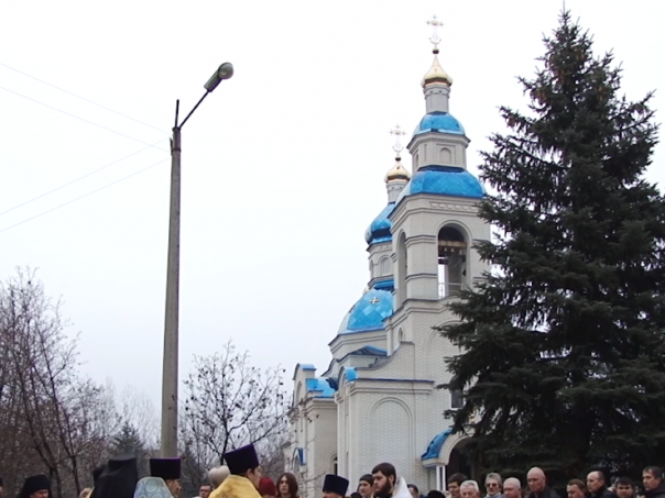 Украинские власти способствовали захвату храма УПЦ МП в Константиновке