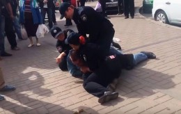 Александр Роджерс. Укропо-лицая укро-полиция. Безумная жажда крови