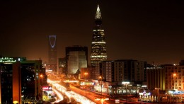 В Саудовской Аравии задерживают зарплаты из-за падения цен на нефть