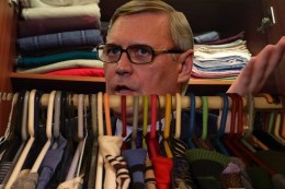 Касьянов не прятался в гардеробе, а искал вход в Нарнию