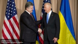 Байден похвалил Порошенко «за усердную работу»