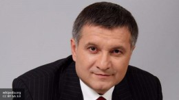 Аваков официально пообещал «отмазать» полицейского-убийцу